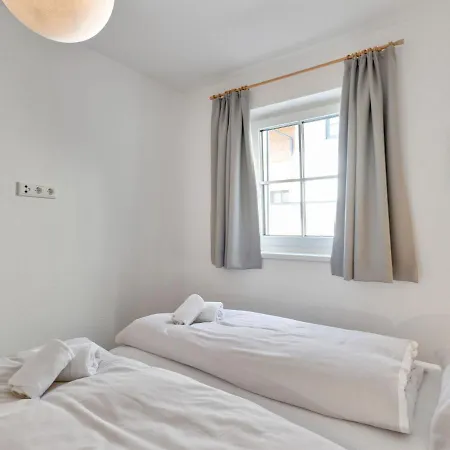 木屋 Modern In M Hlbach Am Hochk Nig Near Area *