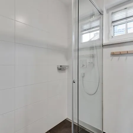 Chalet Modern In Near Area *