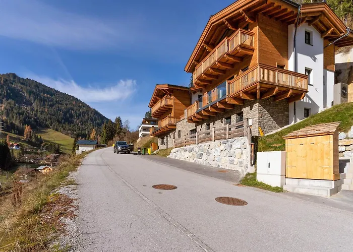 Modern In Near Area Σαλέ