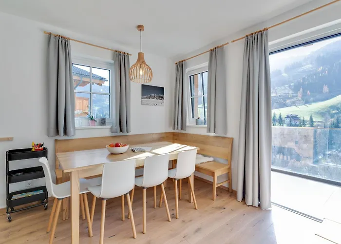 Σαλέ Modern In Near Area